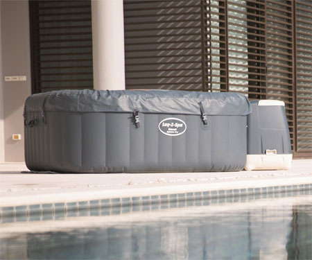 Well-Insulated Lay-Z Hawaii Hot Tub with Cover